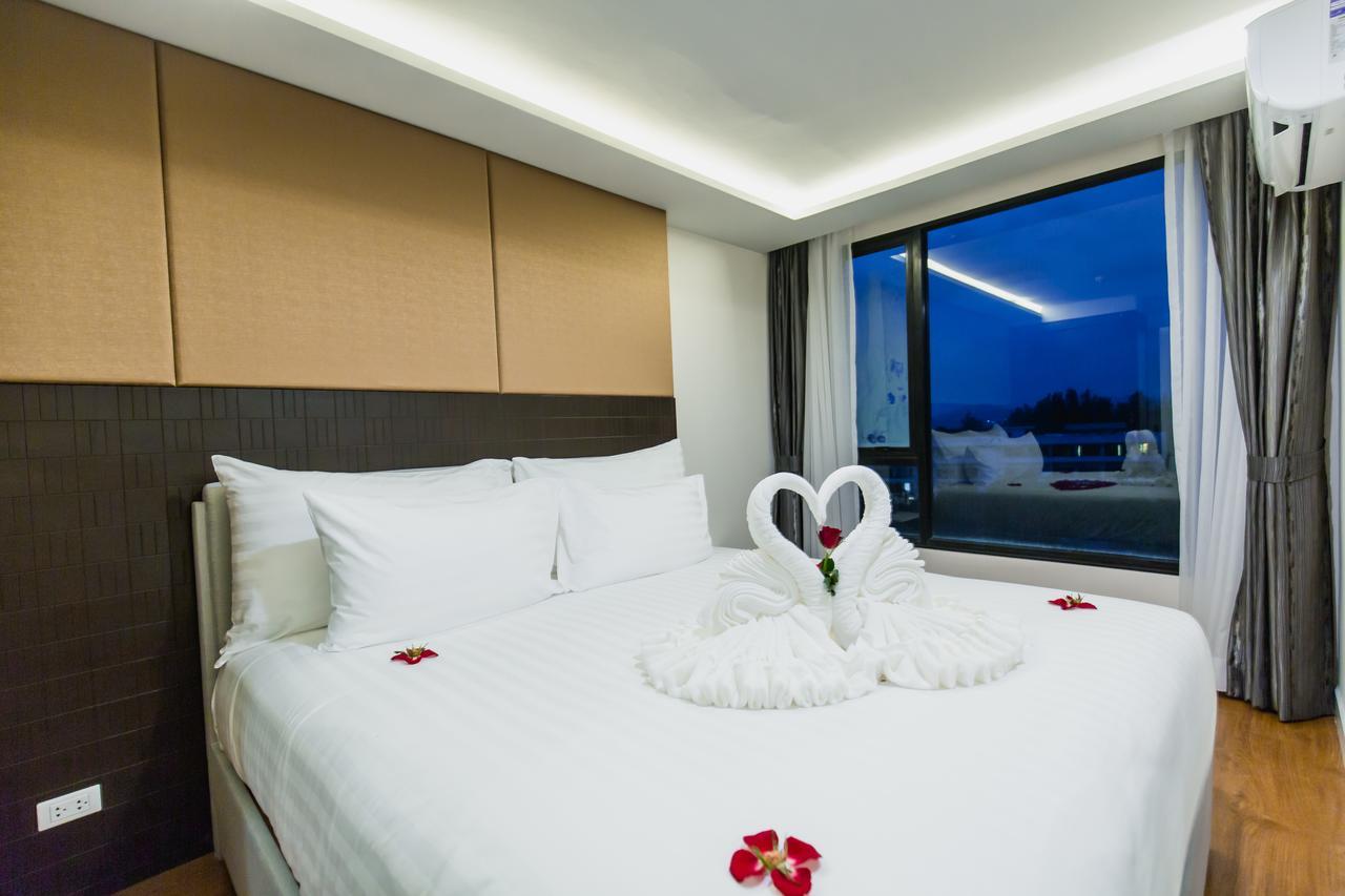 The Aristo By Holy Cow, 4-Br Loft, 150 M2, Pool View Aparthotel Surin Beach  Exterior photo